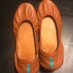 Tieks chestnut flats